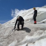 Ecole glace - Glacier Blanc - Pierrick nous fait une petite démo de piolet rampe