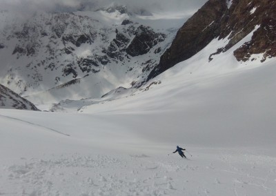 Du bon ski dans le bas du Glacier des Murailles