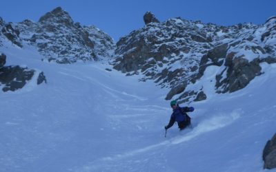 Ski de pente raide à la pointe Charlet