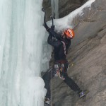 Cascade de glace à Crévoux - Réta acrobatique