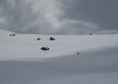 Raid ski Haute Maurienne - Descente plein pot sur l'Italie