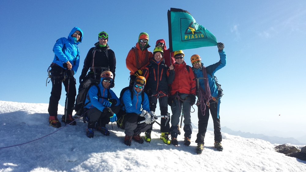 Mnt-Rose - Ski - La team au sommet de la pointe ZUmstein